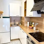 Helles 2 Mit Balkon Und Tiefgarage Apartamento