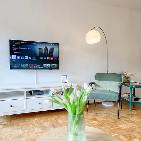 Helles 2 Mit Balkon Und Tiefgarage *