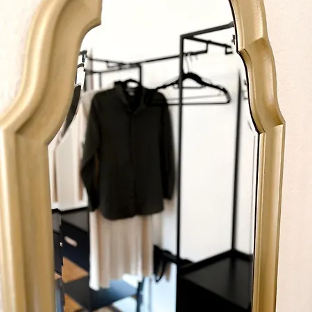 Apartment Helles 2 Mit Balkon Und Tiefgarage *