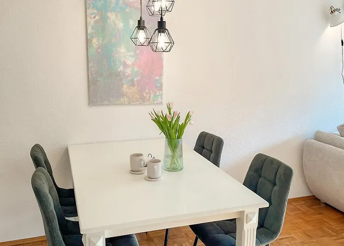 Helles 2 Mit Balkon Und Tiefgarage Apartamento *